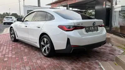 BMW i4 2022 - 1 EUR, 103000 km - AUTO.MOTO.pt - 103000km - foto 19 de 46