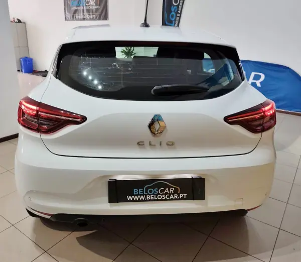 Renault Clio 2021 - 13450 EUR, 48000 km - AUTO.MOTO.pt - 48000km - foto 8 de 17