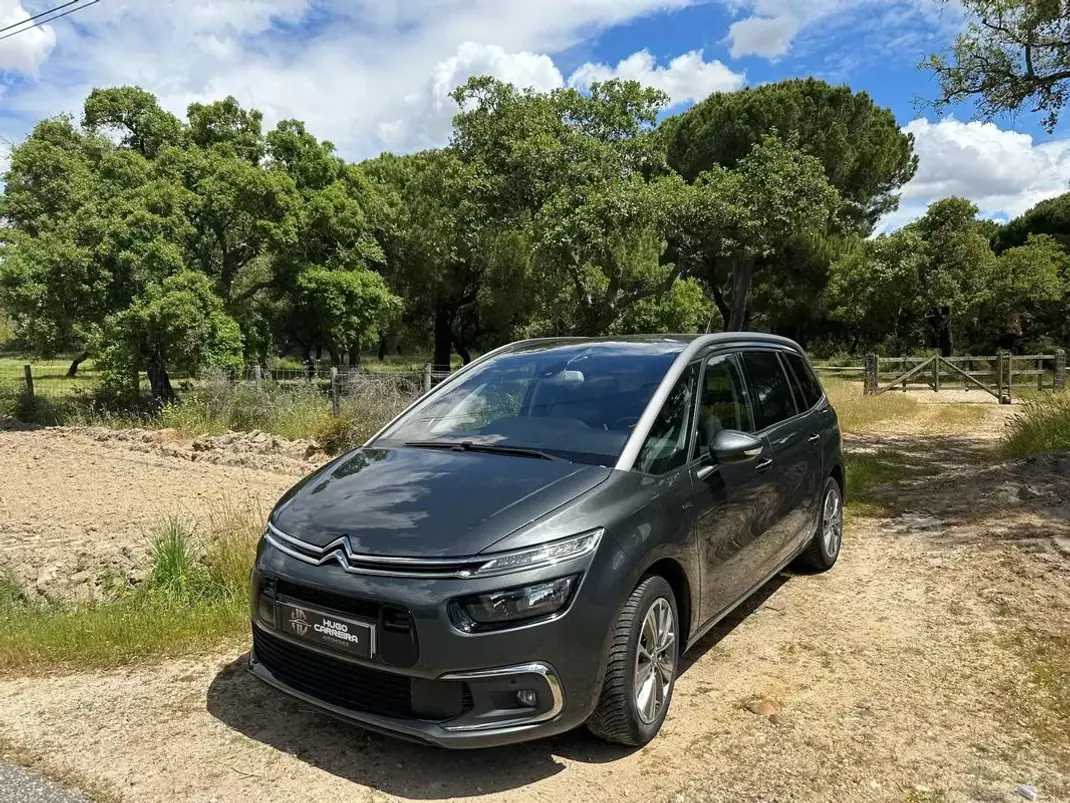 Citroën C4 2015 - 10350 EUR, 149000 km - AUTO.MOTO.pt - 149000km - foto 1 de 15