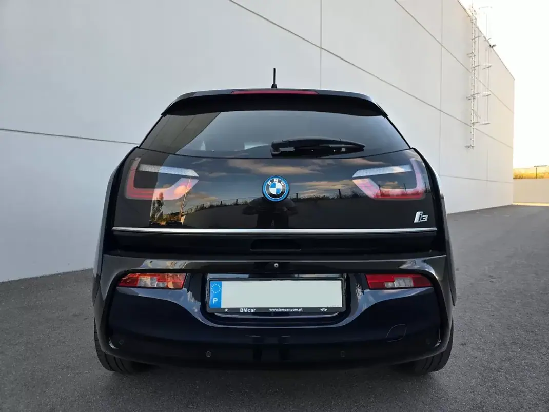 BMW i3 2019 - 12500 EUR, 216000 km - 216000km - foto 10 de 35