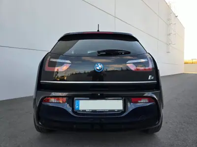 BMW i3 2019 - 12500 EUR, 216000 km - AUTO.MOTO.pt - 216000km - foto 10 de 35