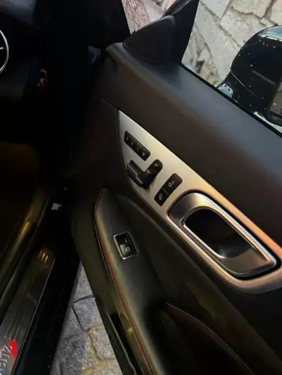 Mercedes-Benz SLK 250 2012 - 25000 EUR, 140000 km - AUTO.MOTO.pt - 140000km - foto 9 de 19