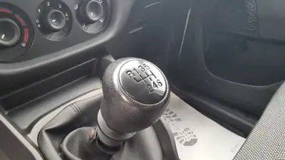 Fiat Doblo 1.6 M-JET2 3 LUG. 2021 - 13500 EUR, 55800 km - AUTO.MOTO.pt - 55800km - foto 14 de 28