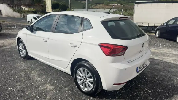 SEAT Ibiza 2024 - 15490 EUR, 38000 km - AUTO.MOTO.pt - 38000km - foto 6 de 23
