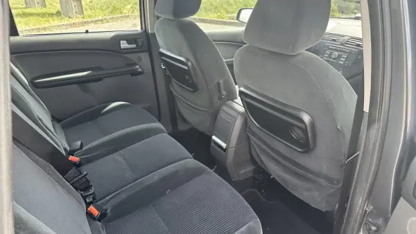 Ford C-Max 2004 - 2750 EUR, 280000 km - AUTO.MOTO.pt - 280000km - foto 14 de 21