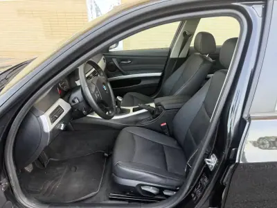 BMW 316 2010 - 8990 EUR, 215000 km - AUTO.MOTO.pt - 215000km - foto 8 de 27