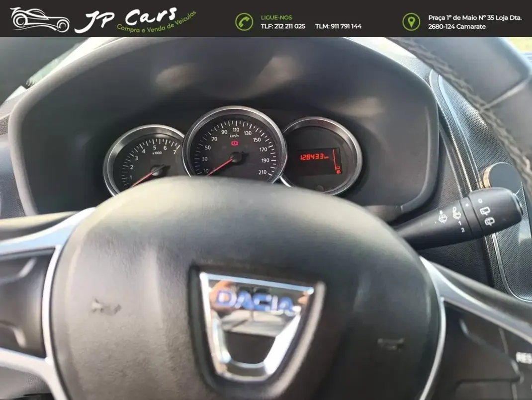 Dacia Sandero 2017 - 9750 EUR, 128440 km - AUTO.MOTO.pt - 128440km - foto 10 de 17