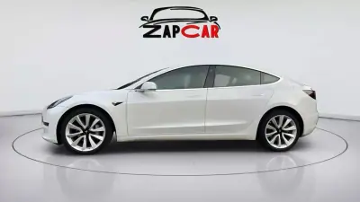 Tesla Model 3 2020 - 24990 EUR, 52675 km - AUTO.MOTO.pt - 52675km - foto 2 de 14