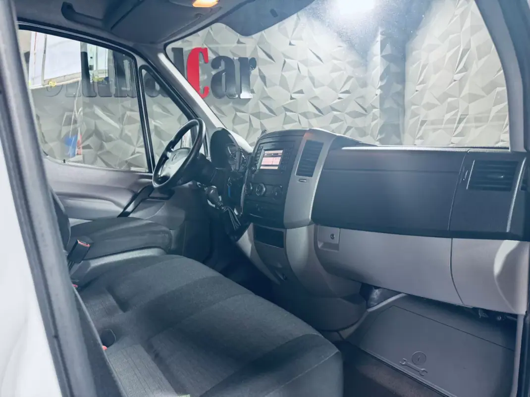 Mercedes-Benz Sprinter 2015 - 15990 EUR, 231751 km - 231751km - foto 23 de 32