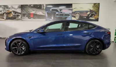 Tesla Model 3 2021 - 25990 EUR, 100000 km - AUTO.MOTO.pt - 100000km - foto 2 de 46