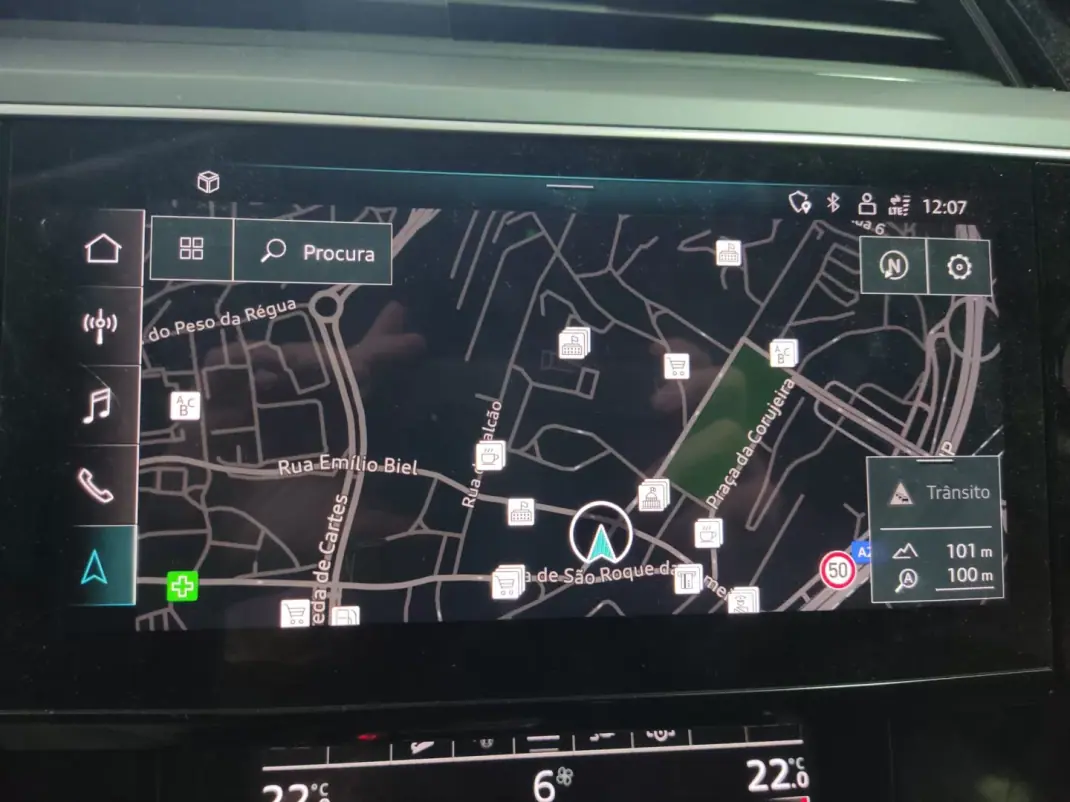 Audi e-tron 2020 - 25900 EUR, 87000 km - AUTO.MOTO.pt - 87000km - foto 9 de 17