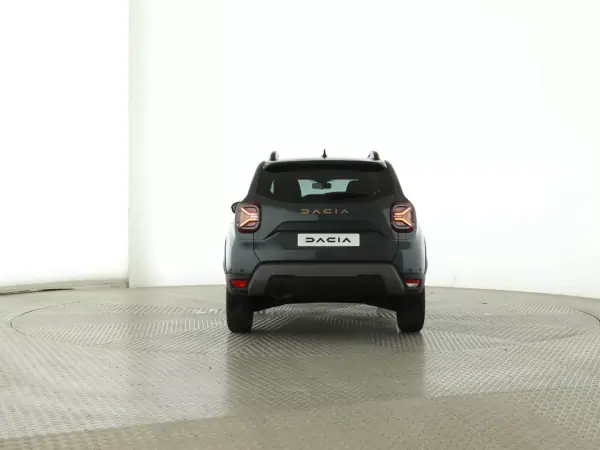 Dacia Duster 2024 - 23600 EUR, 21540 km - AUTO.MOTO.pt - 21540km - foto 4 de 30