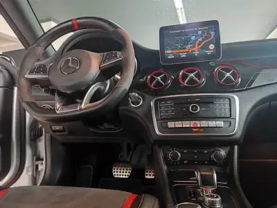 Mercedes-Benz CLA 45 AMG 2016 - 35750 EUR, 126000 km - AUTO.MOTO.pt - 126000km - foto 20 de 48