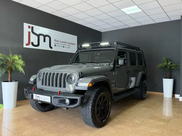 Jeep Wrangler Unlimited 2.2 CRDi Hardtop AWD Auto Sahara 2019 Diesel — 88 541 km · Bragança Jeep Wrangler Unlimited 2019
