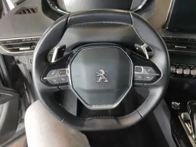 Peugeot 3008 2021 - 21950 EUR, 151000 km - AUTO.MOTO.pt - 151000km - foto 18 de 18