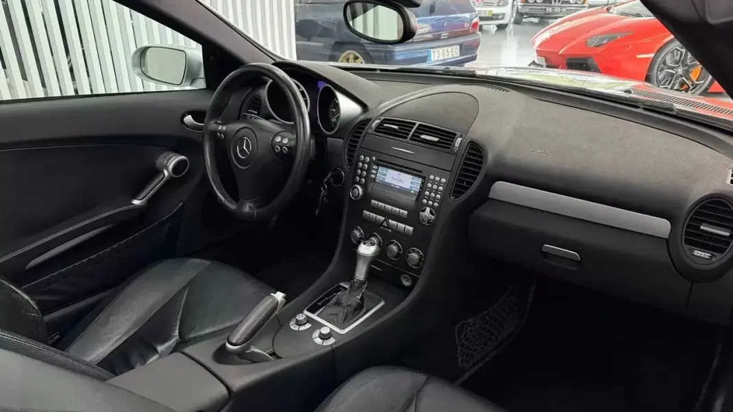Mercedes-Benz SLK 200 2004 - 13990 EUR, 167477 km - AUTO.MOTO.pt - 167477km - foto 20 de 24