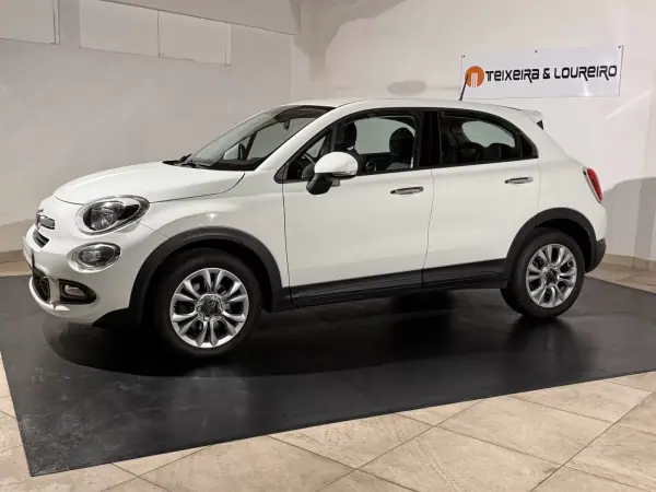 Fiat 500X 2016 - 9900 EUR, 200010 km - AUTO.MOTO.pt - 200010km - foto 4 de 23