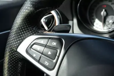 Mercedes-Benz CLA 220 2016 - 22999 EUR, 229658 km - AUTO.MOTO.pt - 229658km - foto 24 de 27
