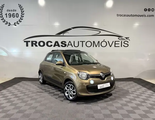 Renault Twingo 2015 - 7900 EUR, 124650 km - AUTO.MOTO.pt - 124650km - foto 34 de 42