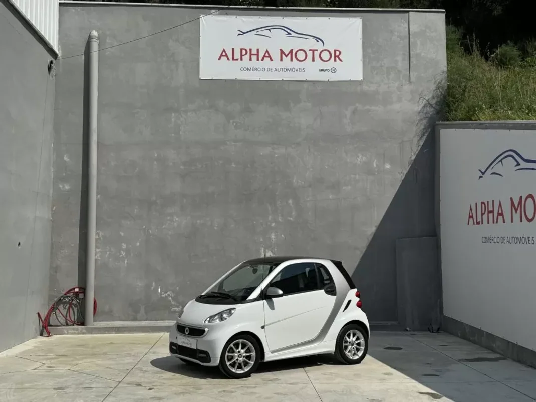 Smart Fortwo Cabrio 2013 - 8550 EUR, 173500 km - AUTO.MOTO.pt - 173500km - foto 2 de 27
