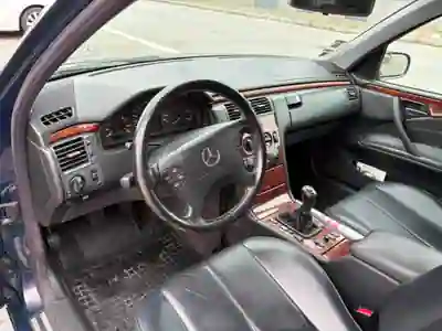 Mercedes-Benz E 270 2000 - 4950 EUR, 448000 km - 448000km - foto 10 de 15