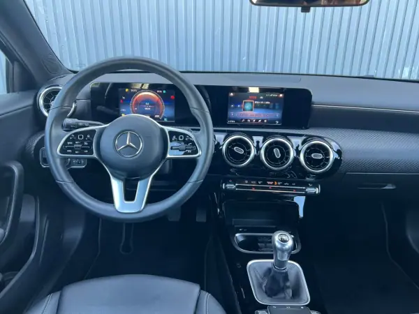 Mercedes-Benz A 160 2020 - 20500 EUR, 68518 km - AUTO.MOTO.pt - 68518km - foto 9 de 15