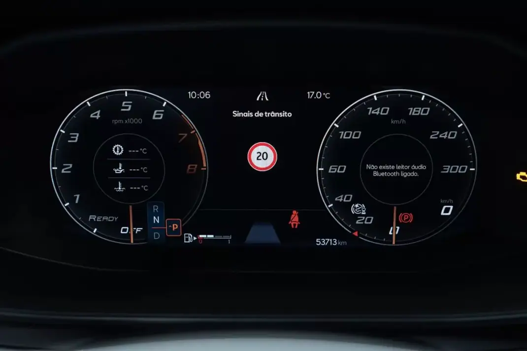 Cupra Formentor 2022 - 35950 EUR, 53000 km - AUTO.MOTO.pt - 53000km - foto 23 de 48