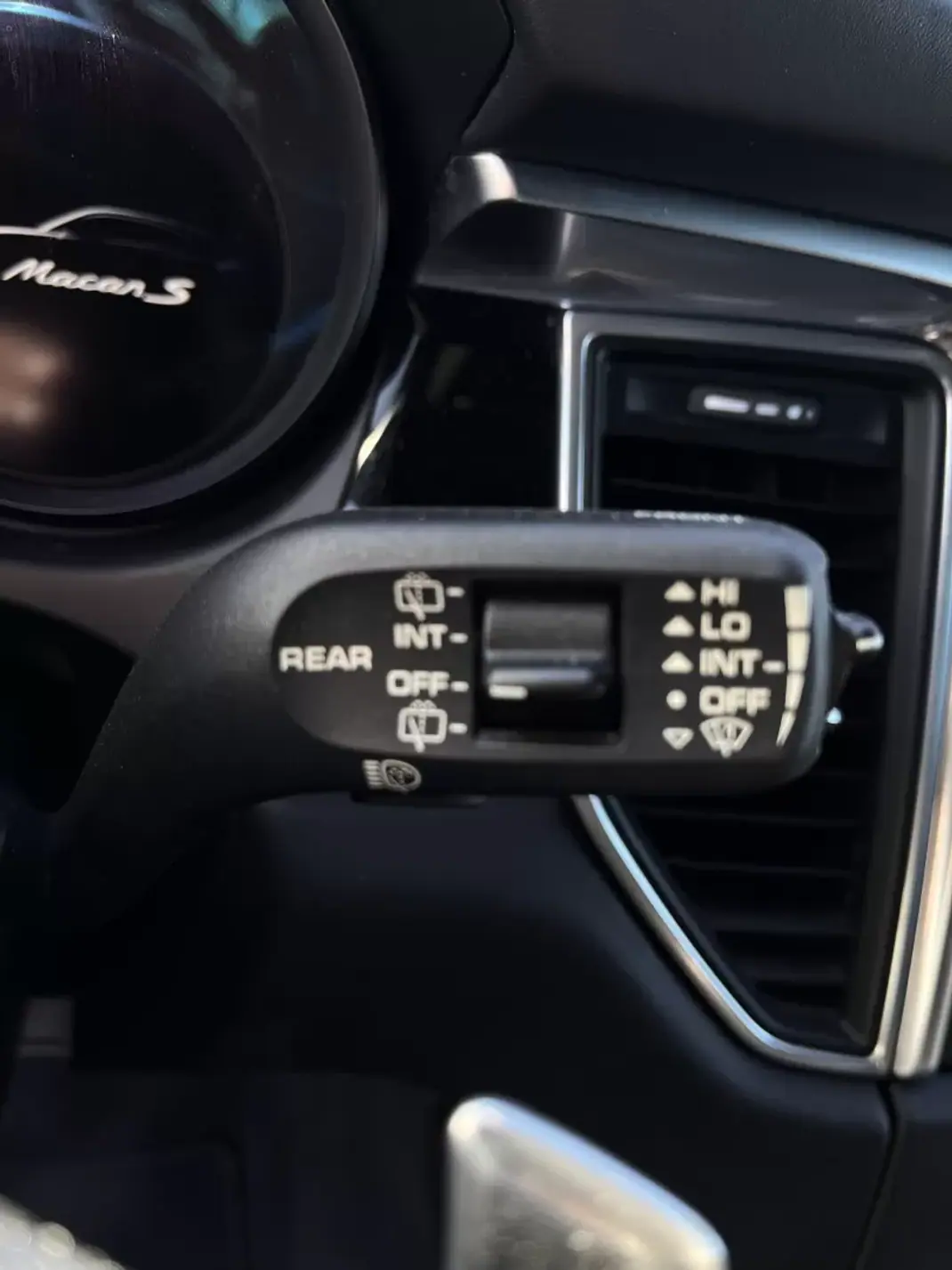 Porsche Macan 2014 - 37000 EUR, 218500 km - AUTO.MOTO.pt - 218500km - foto 24 de 37