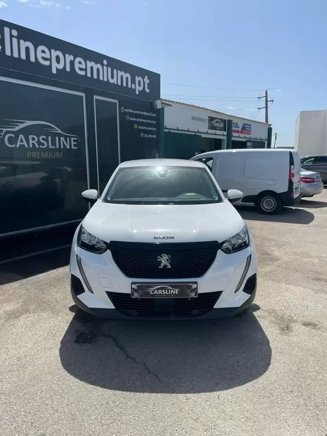 Peugeot 2008 2022 - 16900 EUR, 43489 km - AUTO.MOTO.pt - 43489km - foto 2 de 13