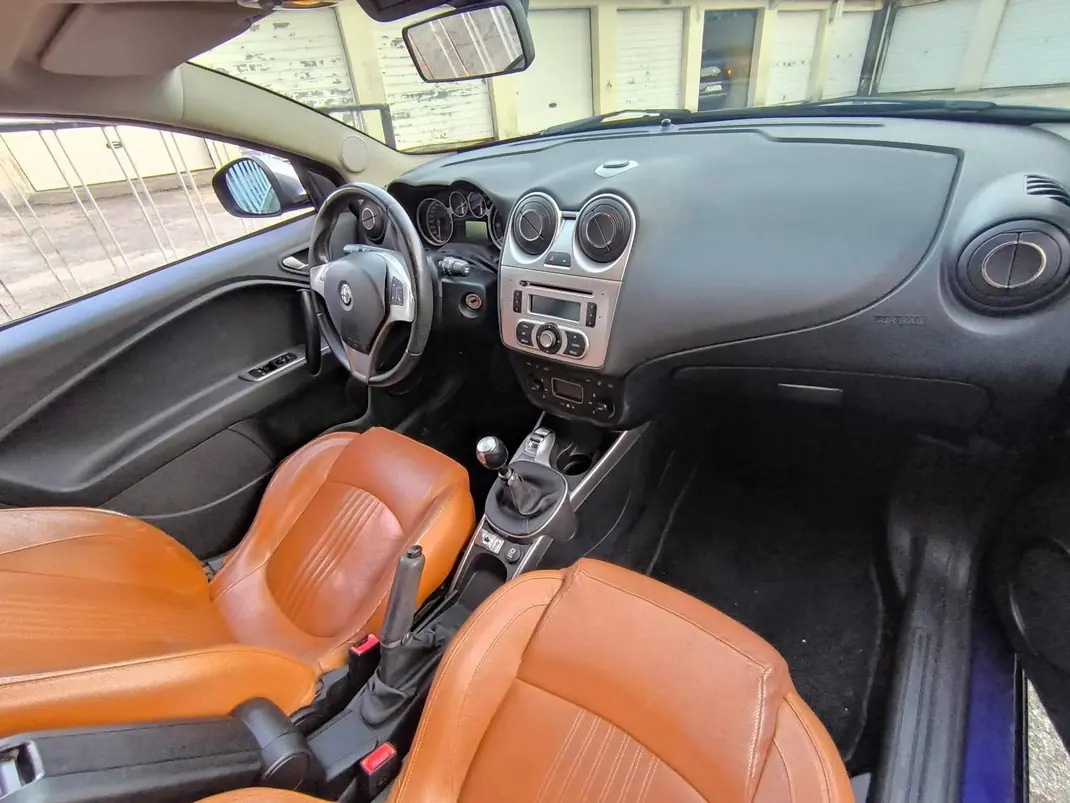 Alfa Romeo MiTo 2011 - 5900 EUR, 170000 km - 170000km - foto 15 de 15