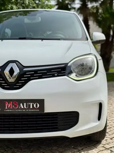 Renault Twingo 2021 - 9890 EUR, 158900 km - AUTO.MOTO.pt - 158900km - foto 30 de 33