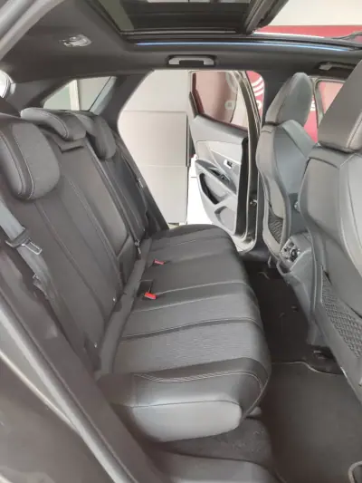 Peugeot 3008 2018 - 19650 EUR, 79000 km - AUTO.MOTO.pt - 79000km - foto 17 de 37