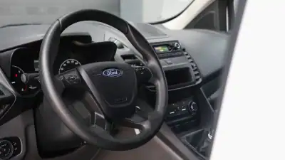 Ford Transit Connect 2022 - 18999 EUR, 62000 km - AUTO.MOTO.pt - 62000km - foto 7 de 19