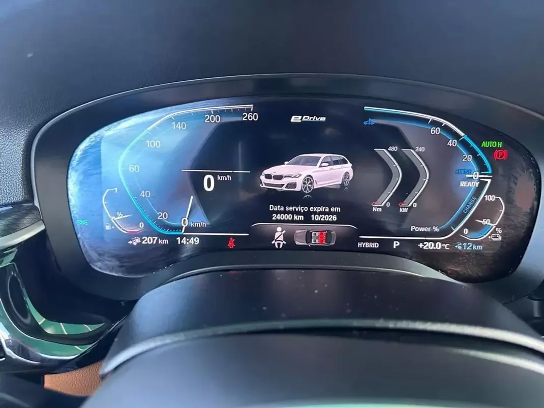 BMW 530e 2021 - 33900 EUR, 101252 km - AUTO.MOTO.pt - 101252km - foto 26 de 28