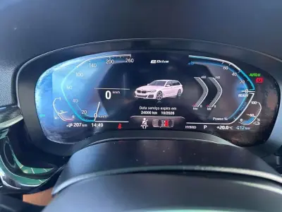 BMW 530e 2021 - 33900 EUR, 101252 km - AUTO.MOTO.pt - 101252km - foto 26 de 28