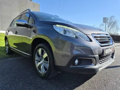 Peugeot 2008 2017 - 9750 EUR, 63500 km - AUTO.MOTO.pt - 63500km - foto 4 de 15