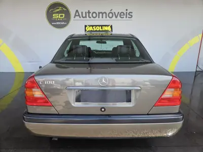 Mercedes-Benz C 180 1993 - 3500 EUR, 180000 km - AUTO.MOTO.pt - 180000km - foto 4 de 12