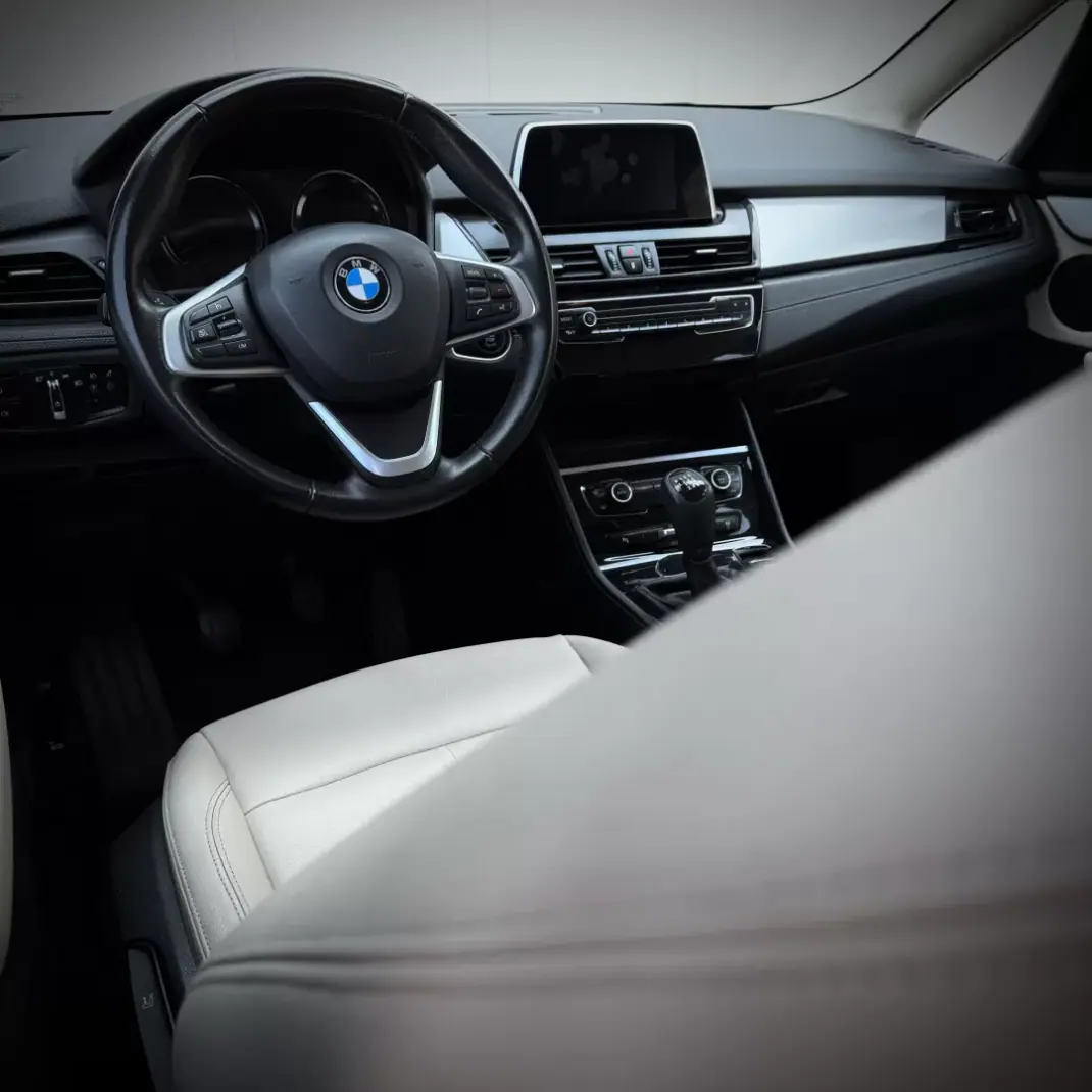 BMW 216 Gran Tourer 2019 - 15900 EUR, 177000 km - 177000km - foto 9 de 15