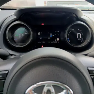 Toyota Yaris Cross 2022 - 22500 EUR, 102692 km - AUTO.MOTO.pt - 102692km - foto 15 de 27