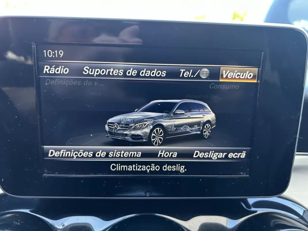 Mercedes-Benz C 200 2015 - 17250 EUR, 153900 km - 153900km - foto 13 de 17