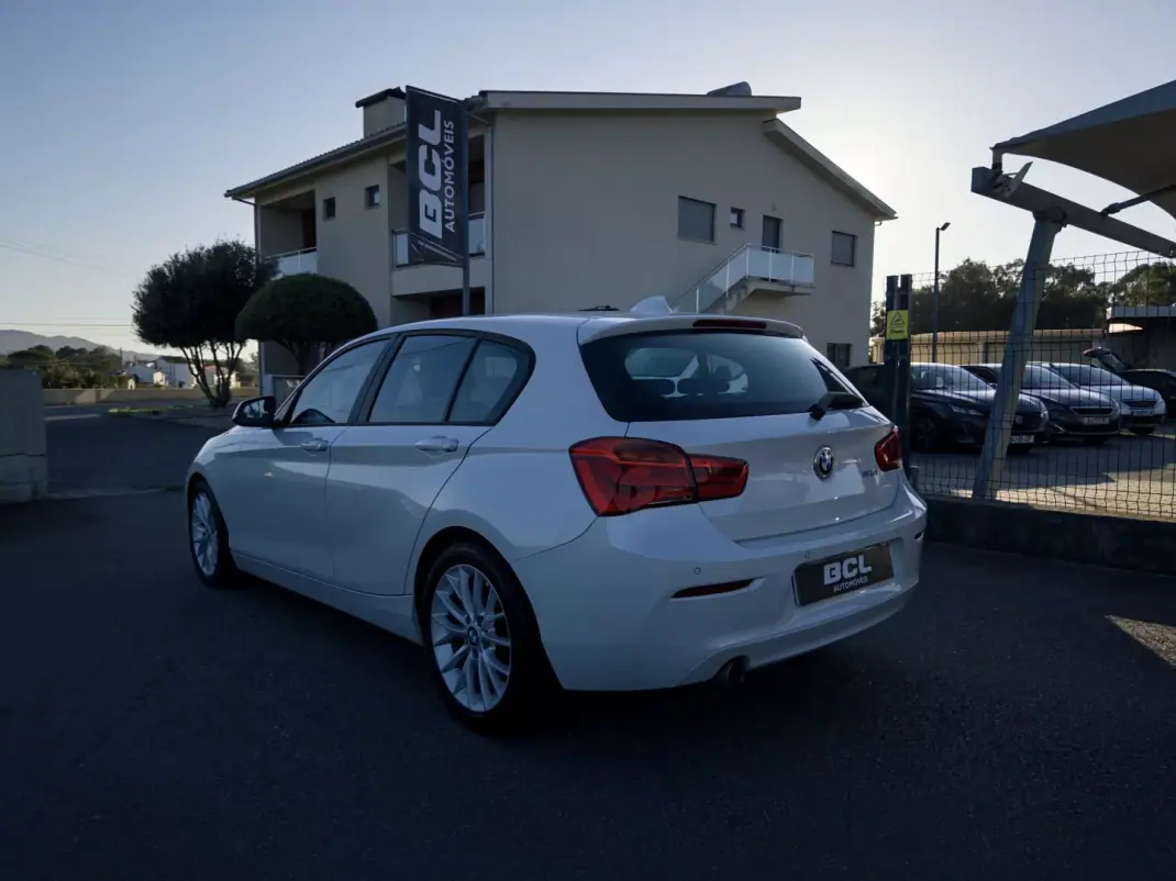 BMW 116 2016 - 14990 EUR, 159000 km - 159000km - foto 5 de 37