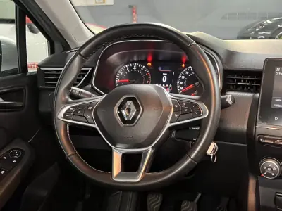Renault Clio 2021 - 12990 EUR, 80000 km - AUTO.MOTO.pt - 80000km - foto 11 de 20