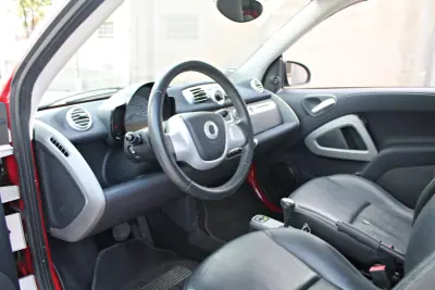 Smart Fortwo Cabrio 2014 - 8450 EUR, 58490 km - AUTO.MOTO.pt - 58490km - foto 11 de 18