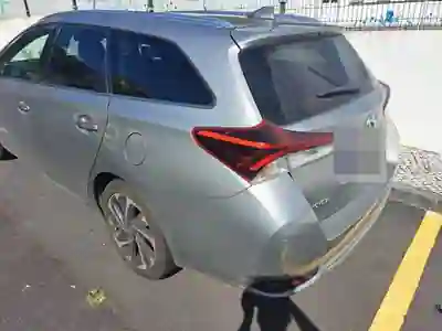Toyota Auris 2015 — foto 4 de 4