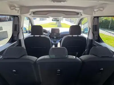 Citroën Berlingo 2021 - 18500 EUR, 211000 km - AUTO.MOTO.pt - 211000km - foto 30 de 37