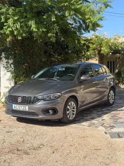 Fiat Tipo 2020 - 12900 EUR, 101057 km - 101057km - foto 2 de 9