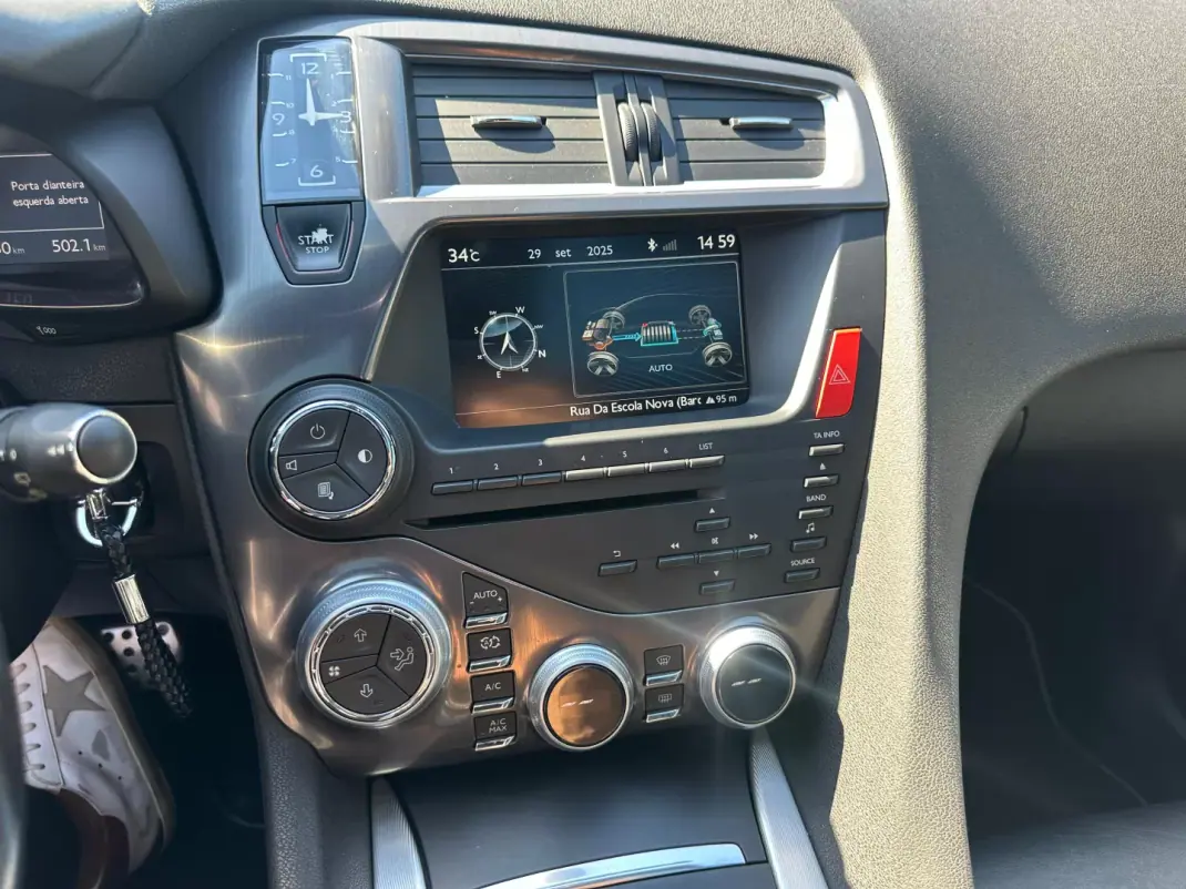 Citroën DS5 2013 - 15300 EUR, 155000 km - 155000km - foto 9 de 14