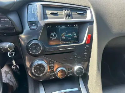Citroën DS5 2013 - 15300 EUR, 155000 km - 155000km - foto 9 de 14