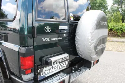 Toyota Land Cruiser 1994 - 31900 EUR, 237000 km - AUTO.MOTO.pt - 237000km - foto 14 de 40