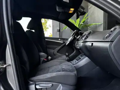 Volkswagen Tiguan 2016 - 16990 EUR, 190300 km - AUTO.MOTO.pt - 190300km - foto 33 de 34